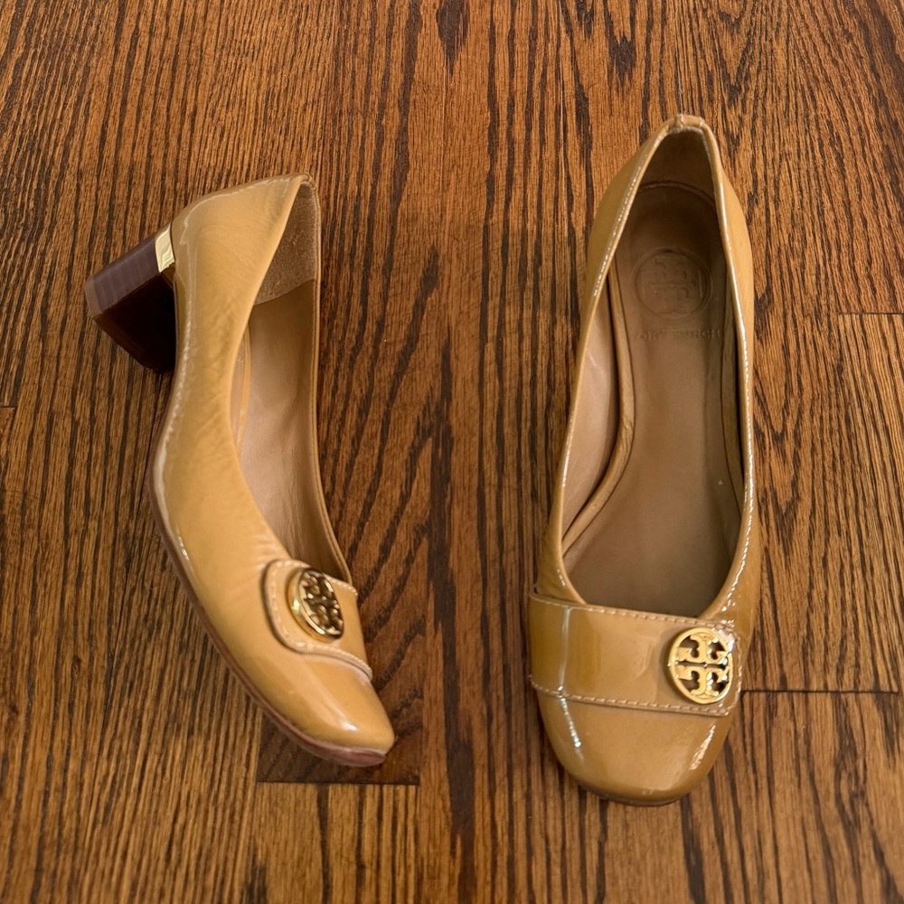 Tory Burch Marion patent leather block heel pumps I Tan I 5.5